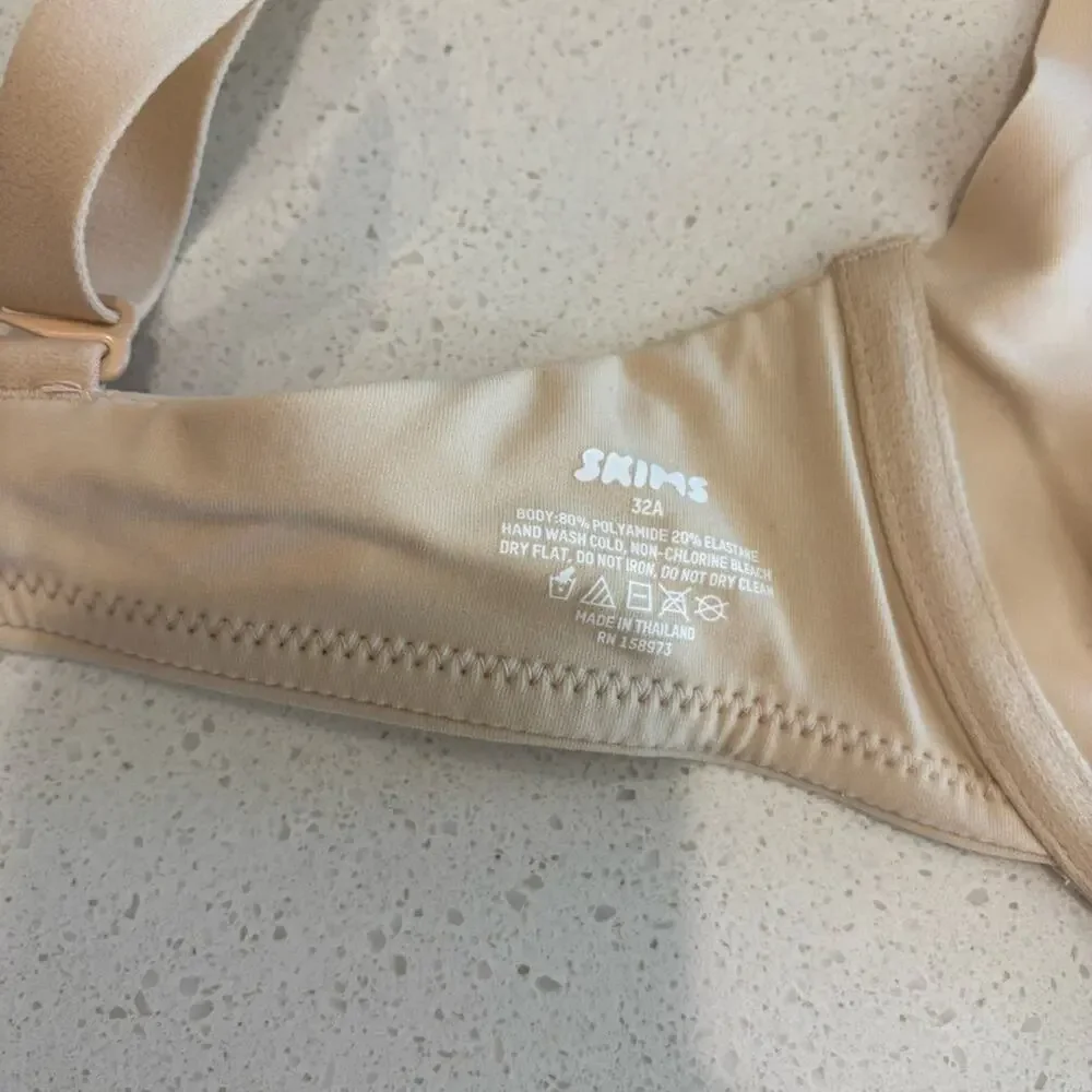 NWT SKIMS Fits‎ Everybody High Apex Bra Sand 32A